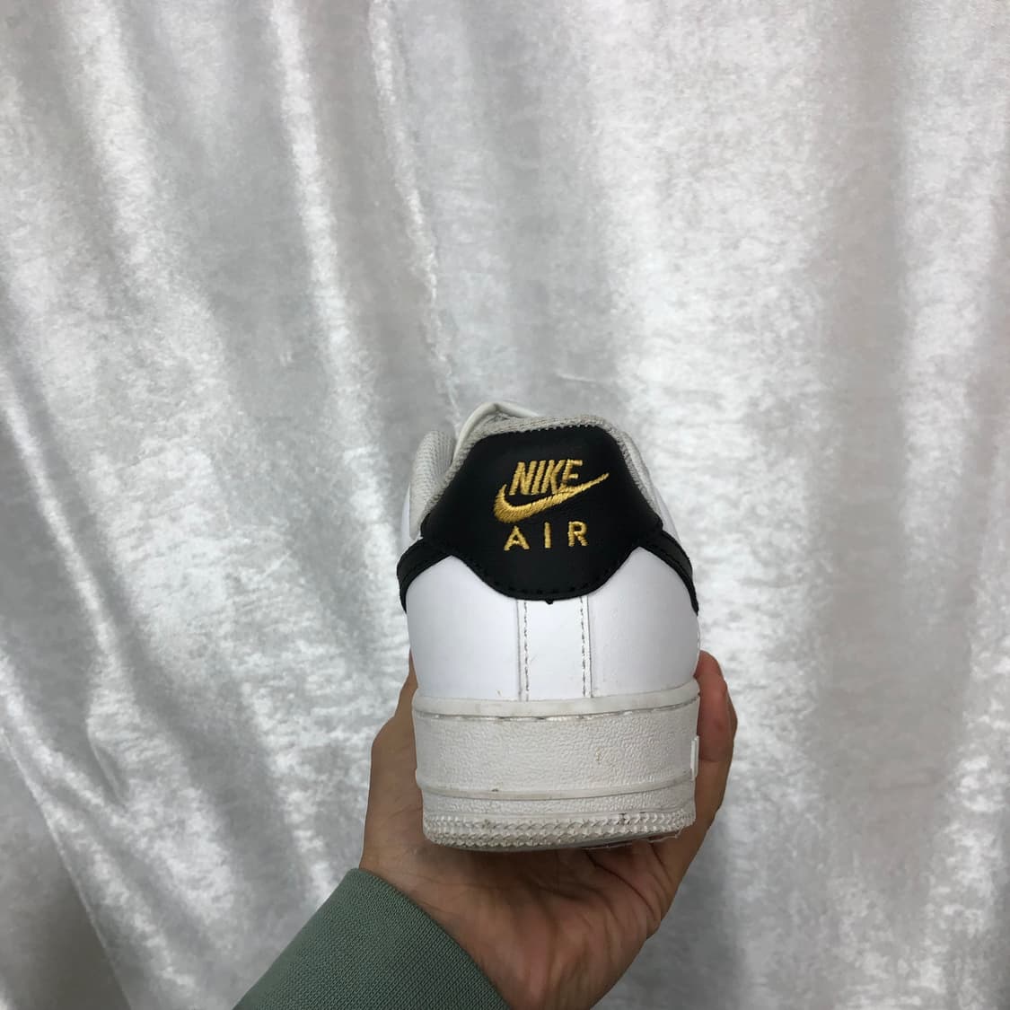 나이키 에어포스 1 07 에센셜 스니커즈 사이즈245  상품이미지6