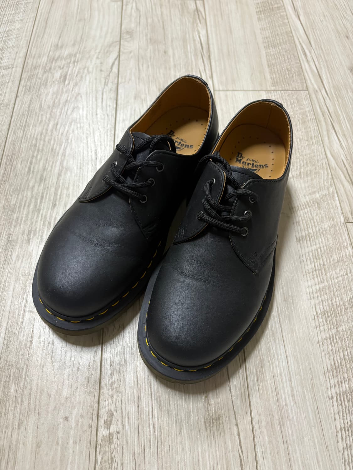 닥터마틴 1461 3홀 나파 240 상품이미지1
