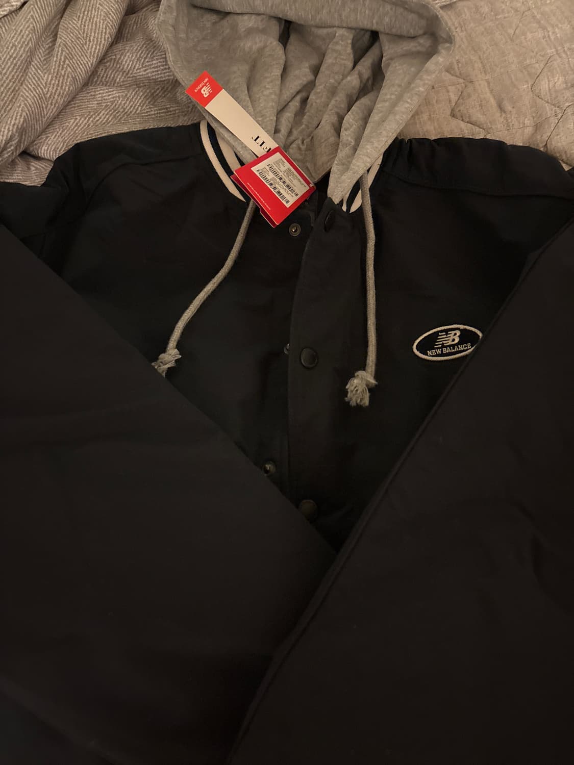 new balance 바시티 패딩 자켓 상품이미지1