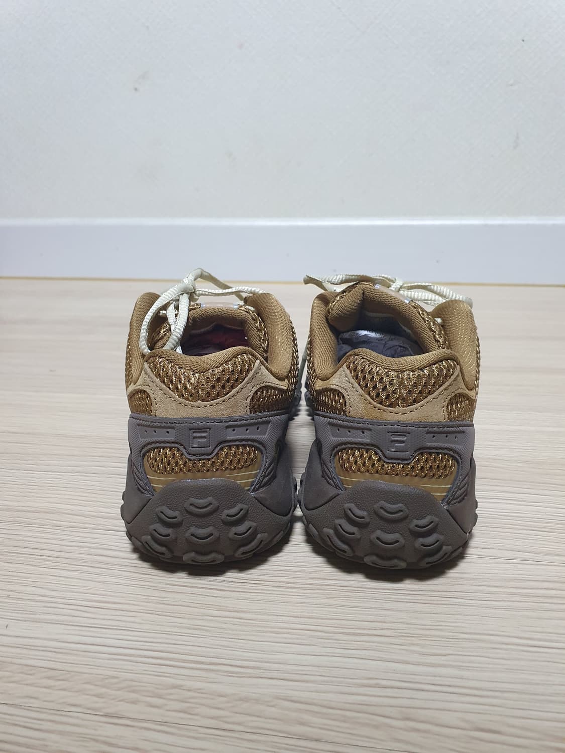 휠라 에샤페 LX v2 브라운 스니커즈 225 상품이미지5