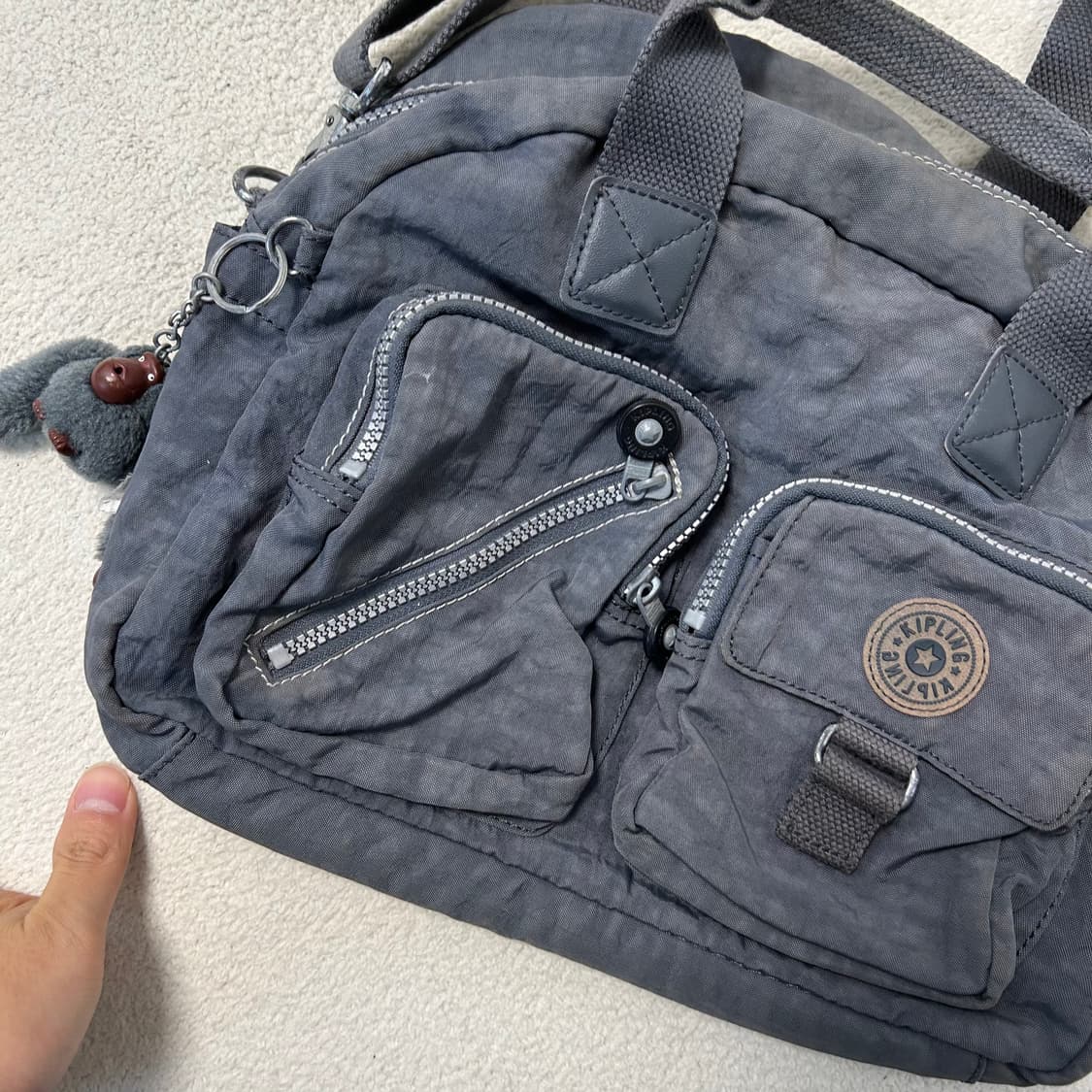 Kipling Gray Crossbody Bag 상품이미지5