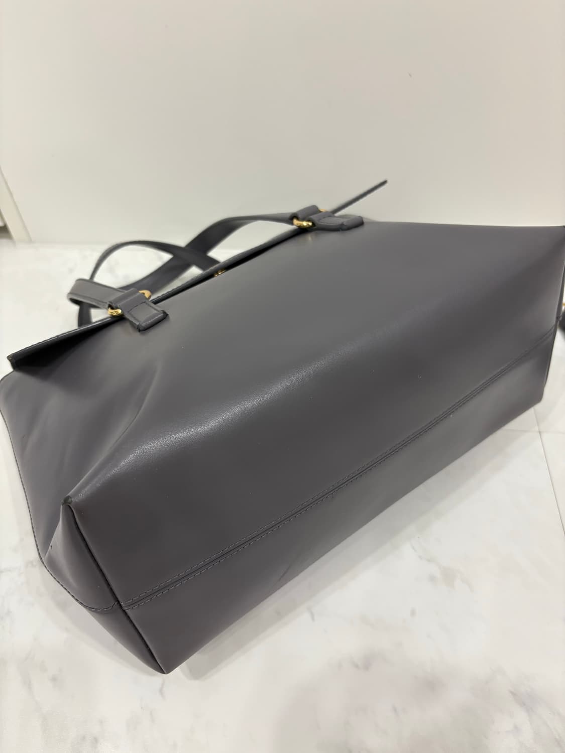 질스튜어트 그레이사첼토트백 상품이미지3