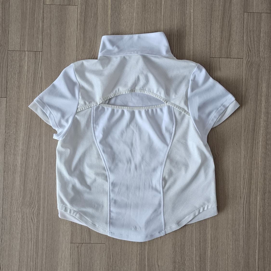 1회착. 오호스 Ojos 사이드 넥 카라티 반팔 티셔츠 화이트  상품이미지2