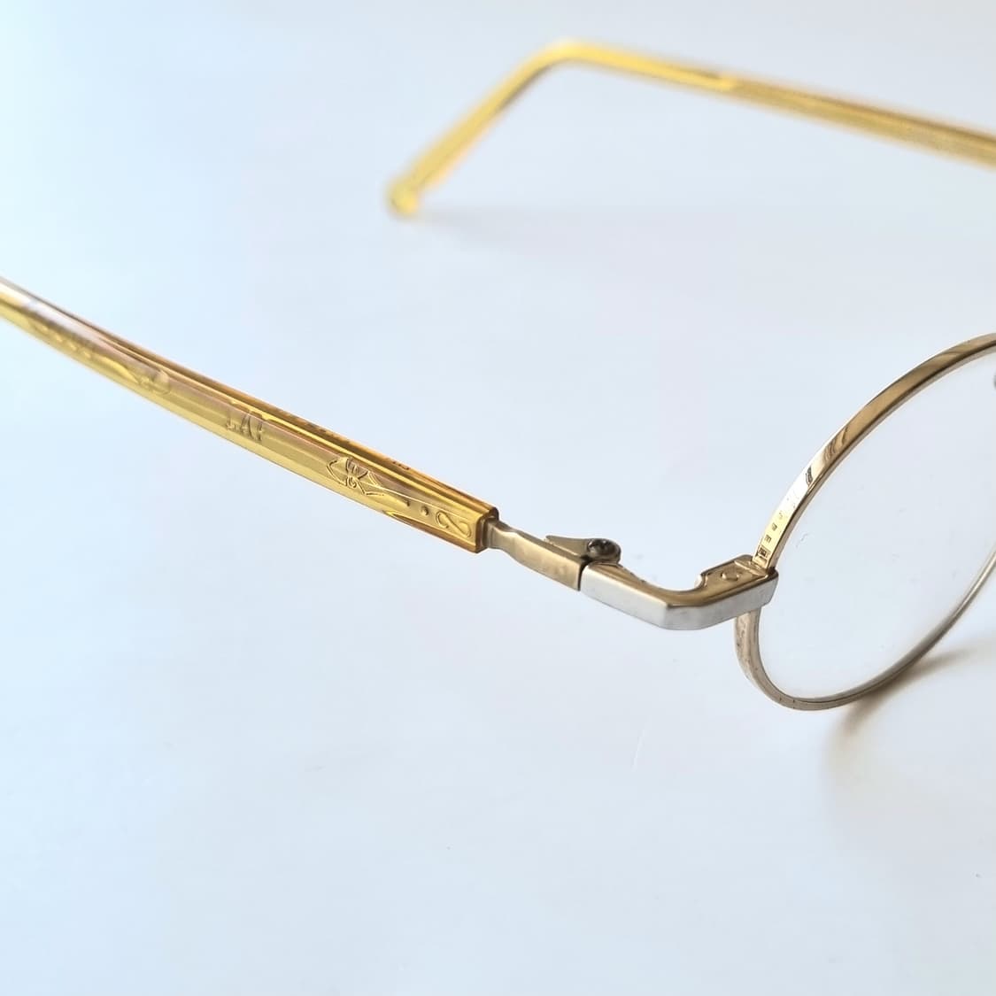 데드스탁 클래식 오벌 골드 메탈 콧등 안경테 상품이미지7