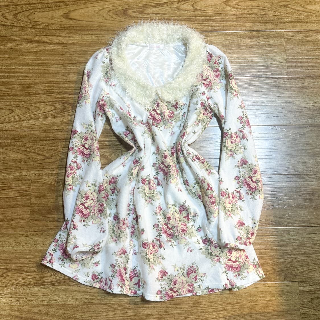 빈티지 리즈리사 고전 퍼 플라워 화이트 원피스 히메갸루 로걀 라떼 달천깔 상품이미지1