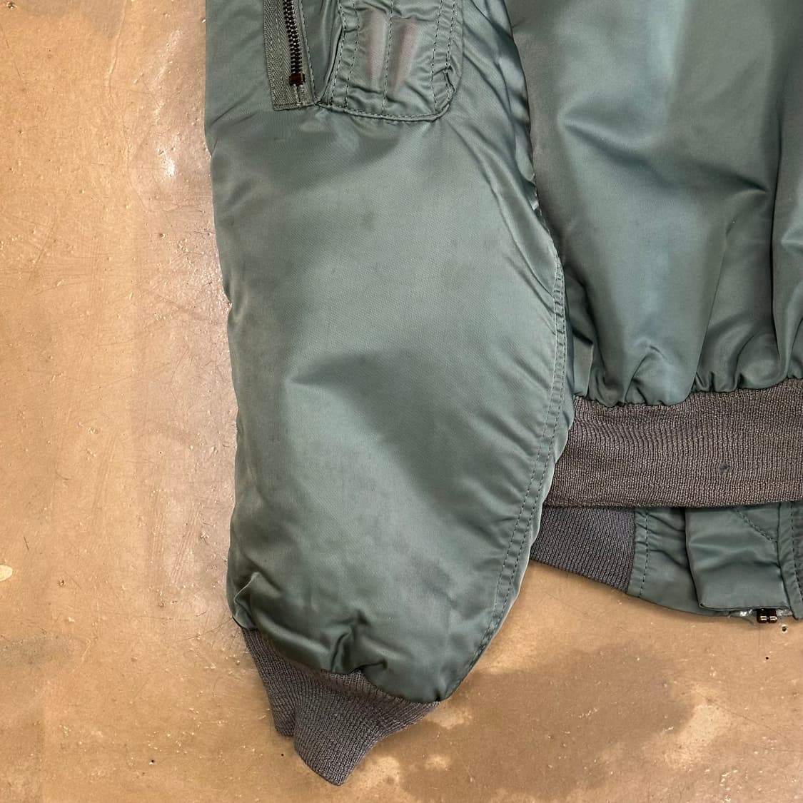 L 알파인더스트리 b-15d 항공점퍼 상품이미지9