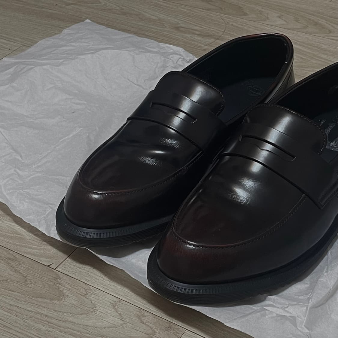 닥터마틴 테마라 로퍼 체리레드 280 상품이미지2