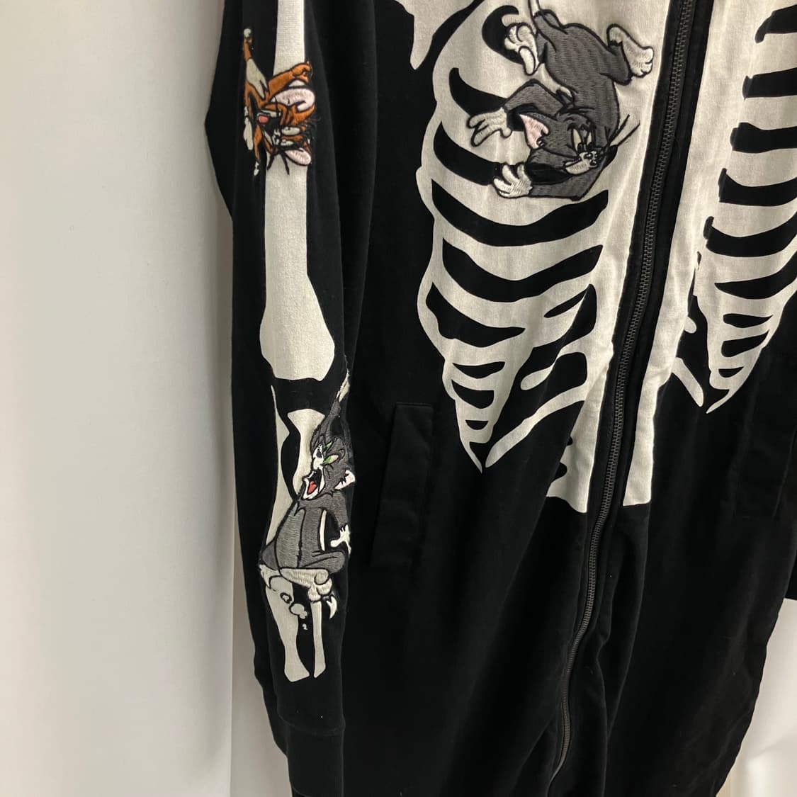 밴슨 레더 X 톰과 제리 본 후드집업 S 상품이미지5