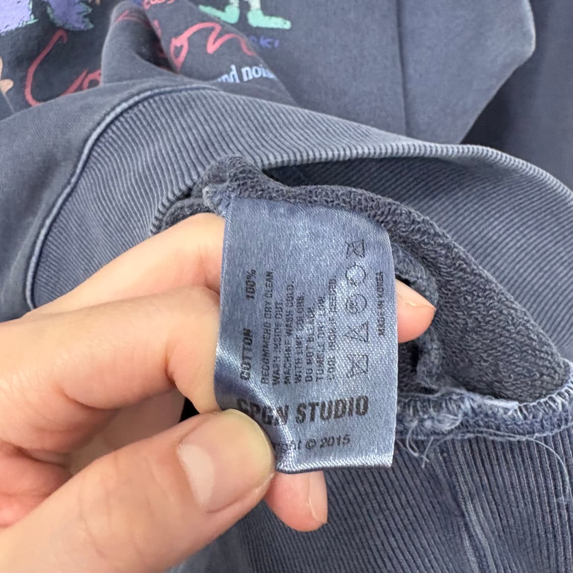 꼼파뇨 happy day 피그먼트 스웨트셔츠  상품이미지4