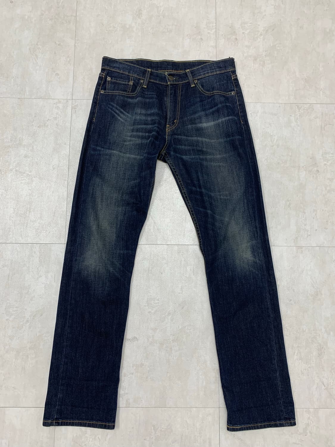 리바이스 504 중청 블루워싱 스트레이트진 상품이미지1