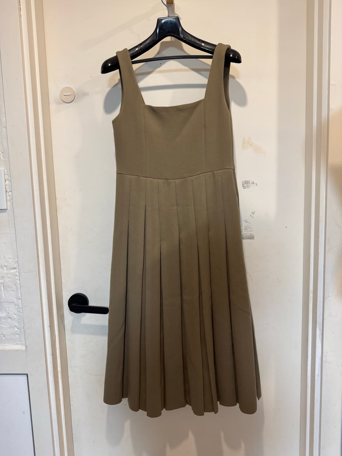 오르 orr 언밸런스 플리츠 드레스 상품이미지4