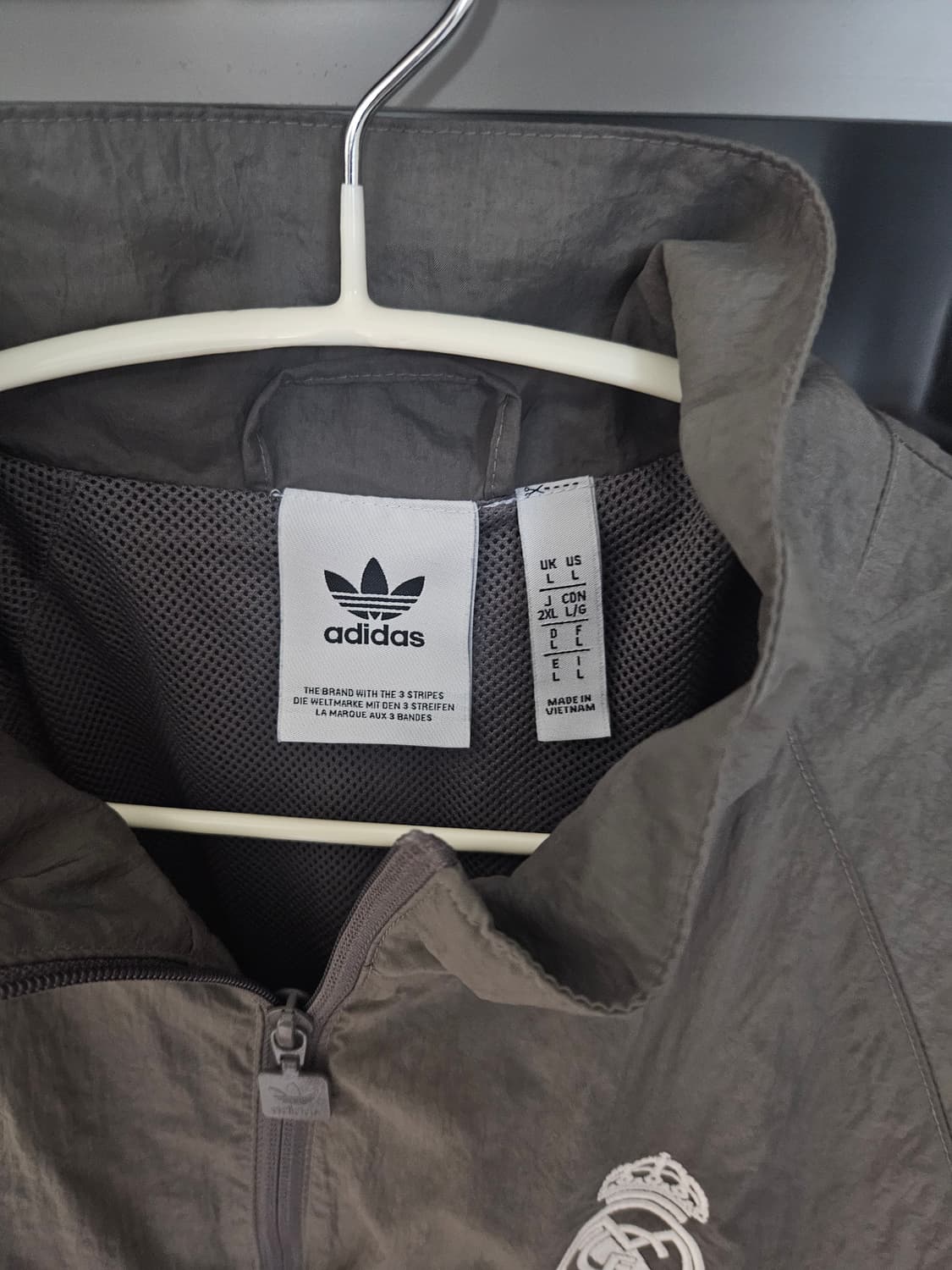 아디다스 레알마드리드 트랙탑 상품이미지2