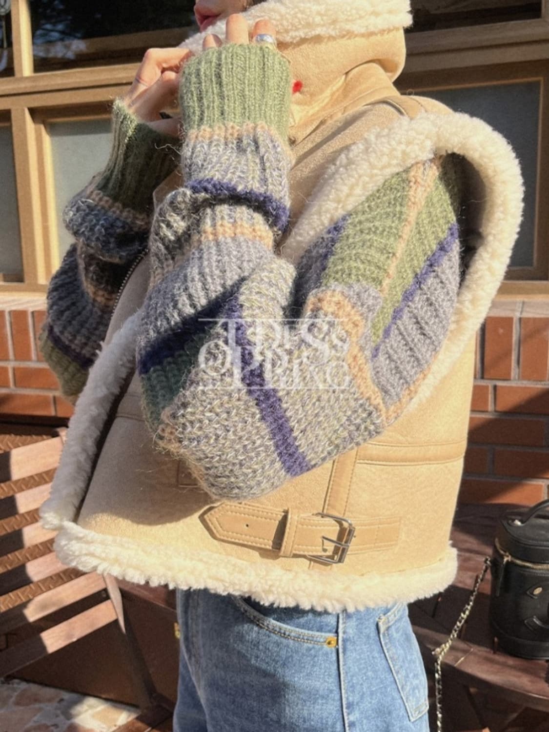 탑드레싱 크롭 무스탕 퍼 베스트 상품이미지3