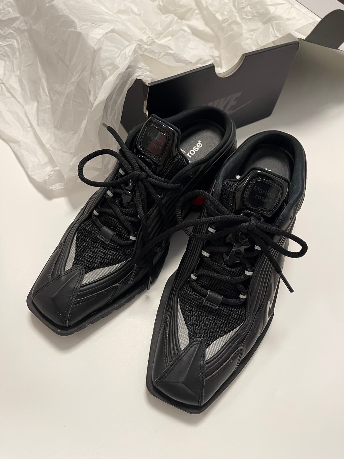 NIKE x Martin rose R4샥스 240 상품이미지3