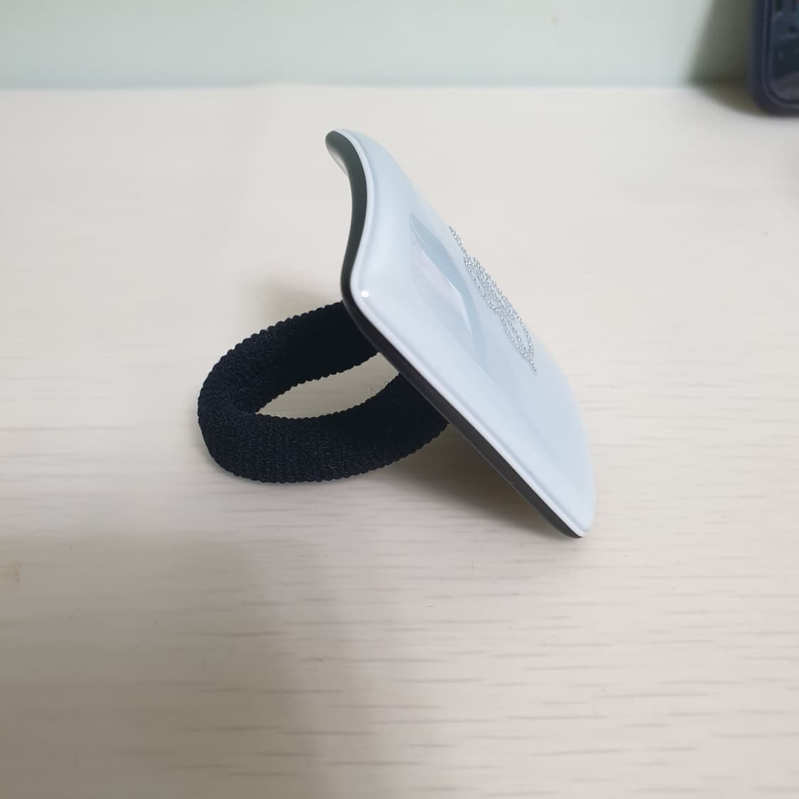 명품 블루마린 시그니처 B이니셜 스퀘어 머리끈 헤어끈 엘라스틱 헤어타이 상품이미지4