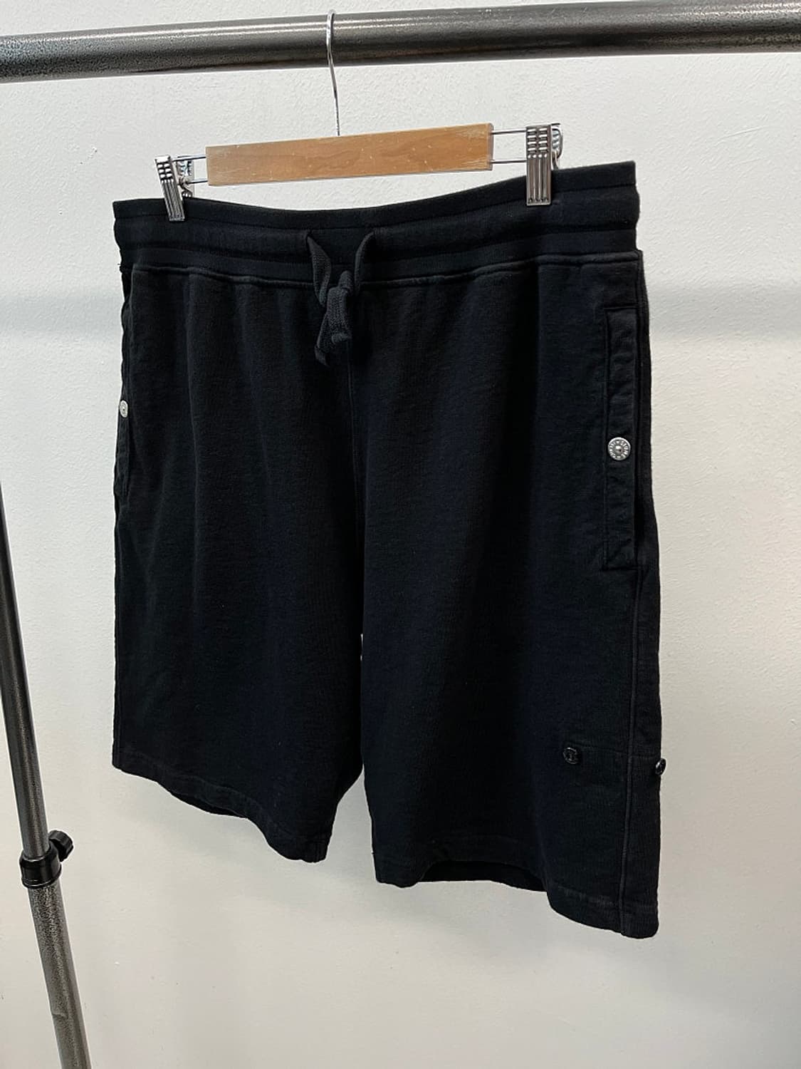 34-35) 스톤아일랜드 스웻 쇼츠  상품이미지1