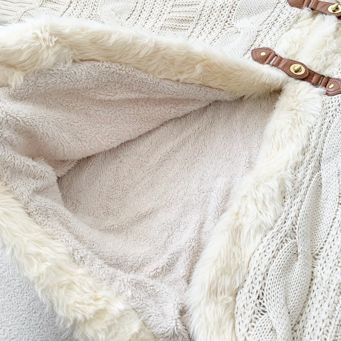 Ryuryu 류류 갸루 가오리핏 퍼 후드 가디건 상품이미지4