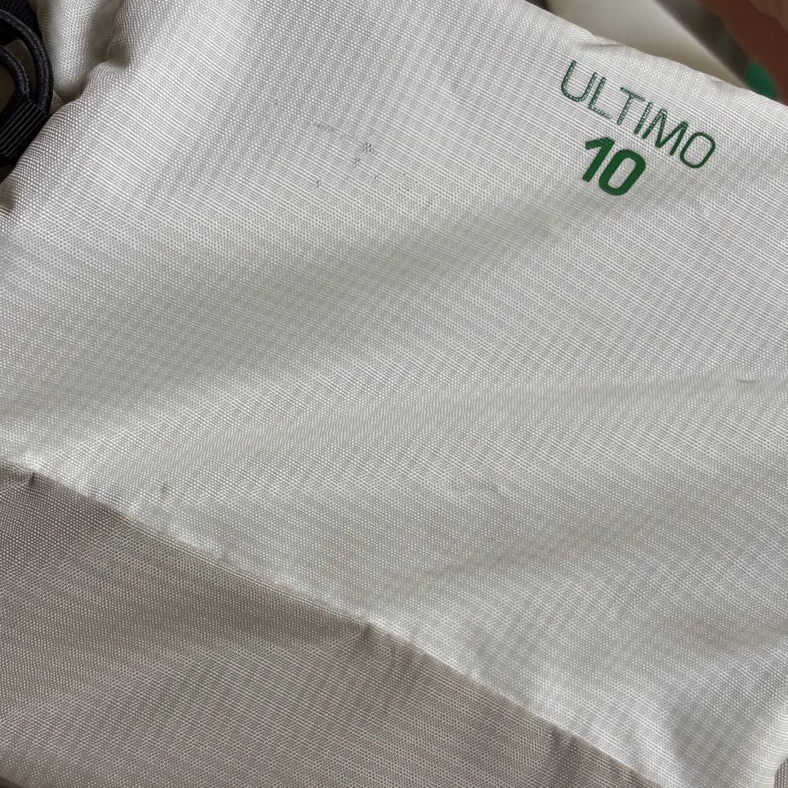 살로몬 울티모 LT 백팩 크림 상품이미지2