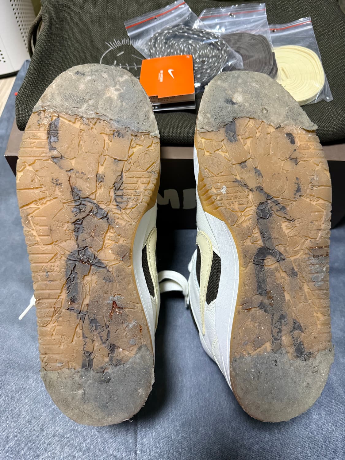 트래비스 스캇 조던 점프맨잭 270 세일 상품이미지2