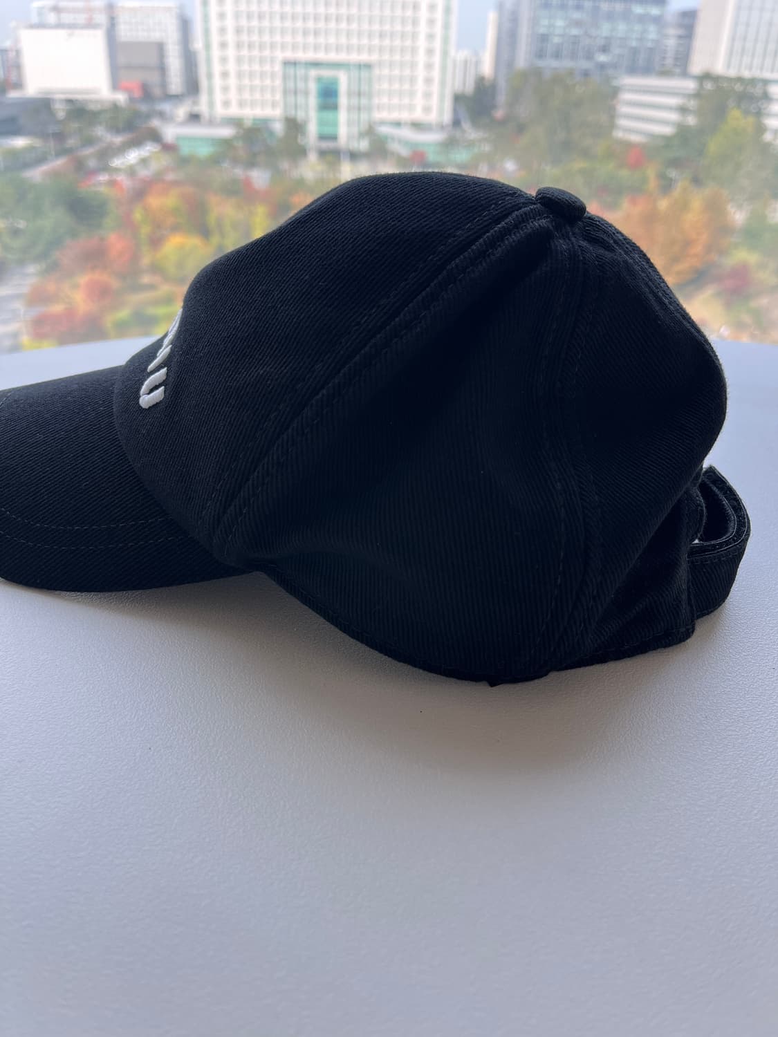 미우미우 볼캡 블랙 장원영 모자 M 팔아요 상품이미지4