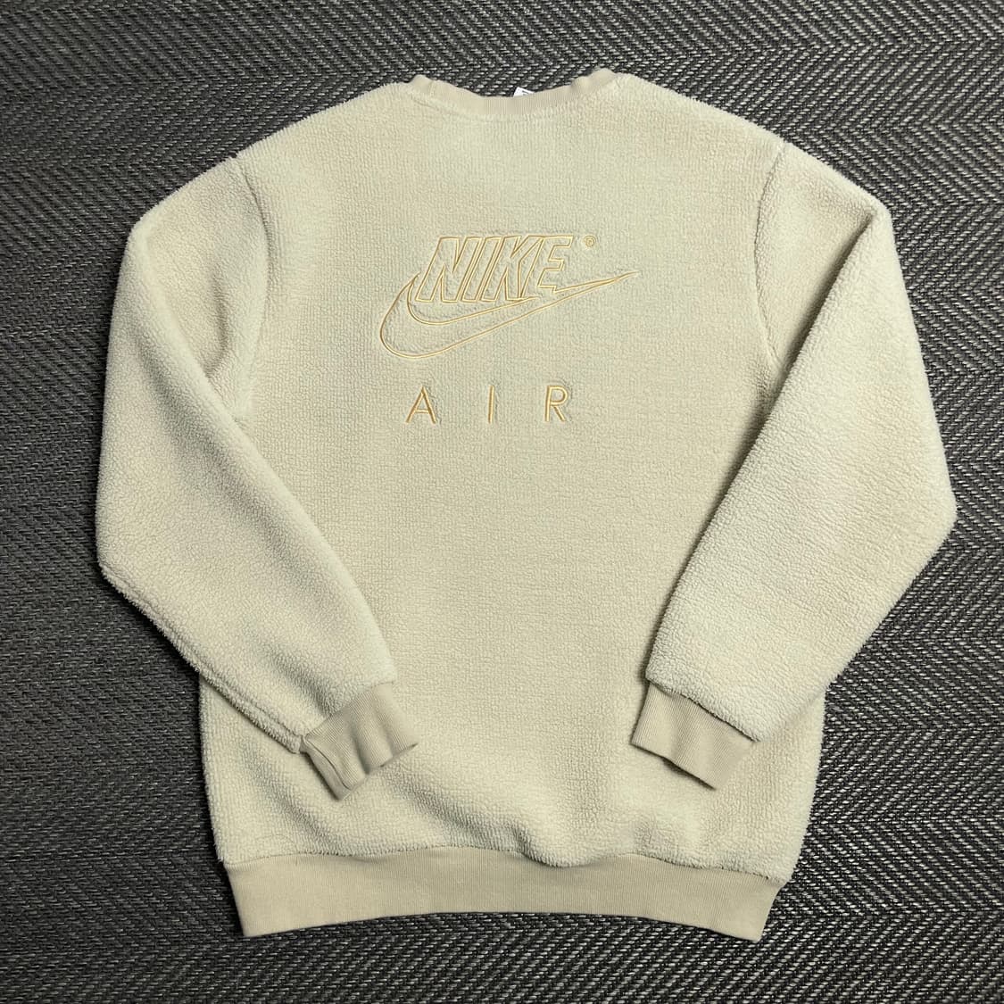 나이키 에어 스우시 멀티로고 플리스 맨투맨o 5335 상품이미지1