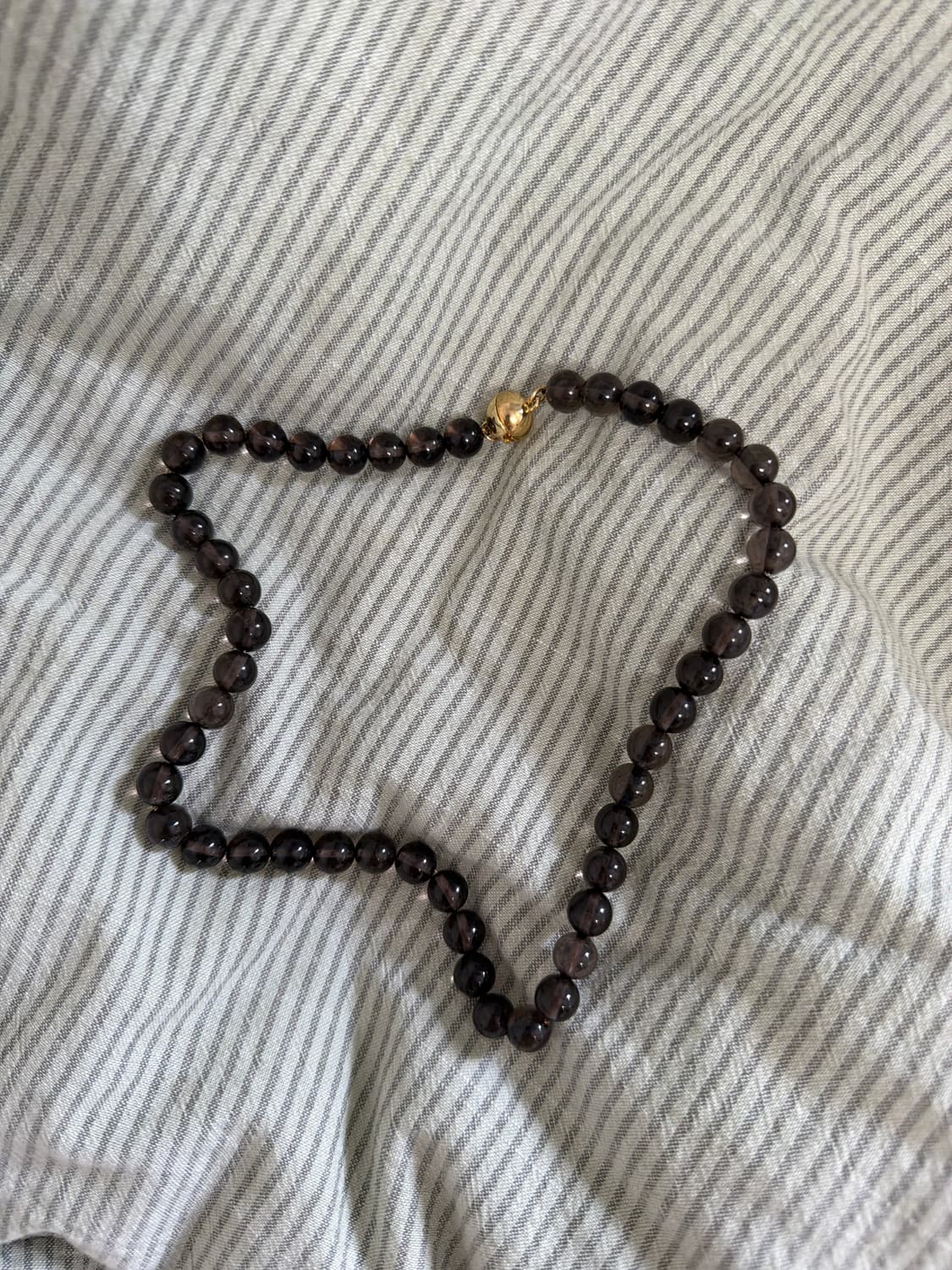 코스 비즈 쿼츠 목걸이 브라운 상품이미지2