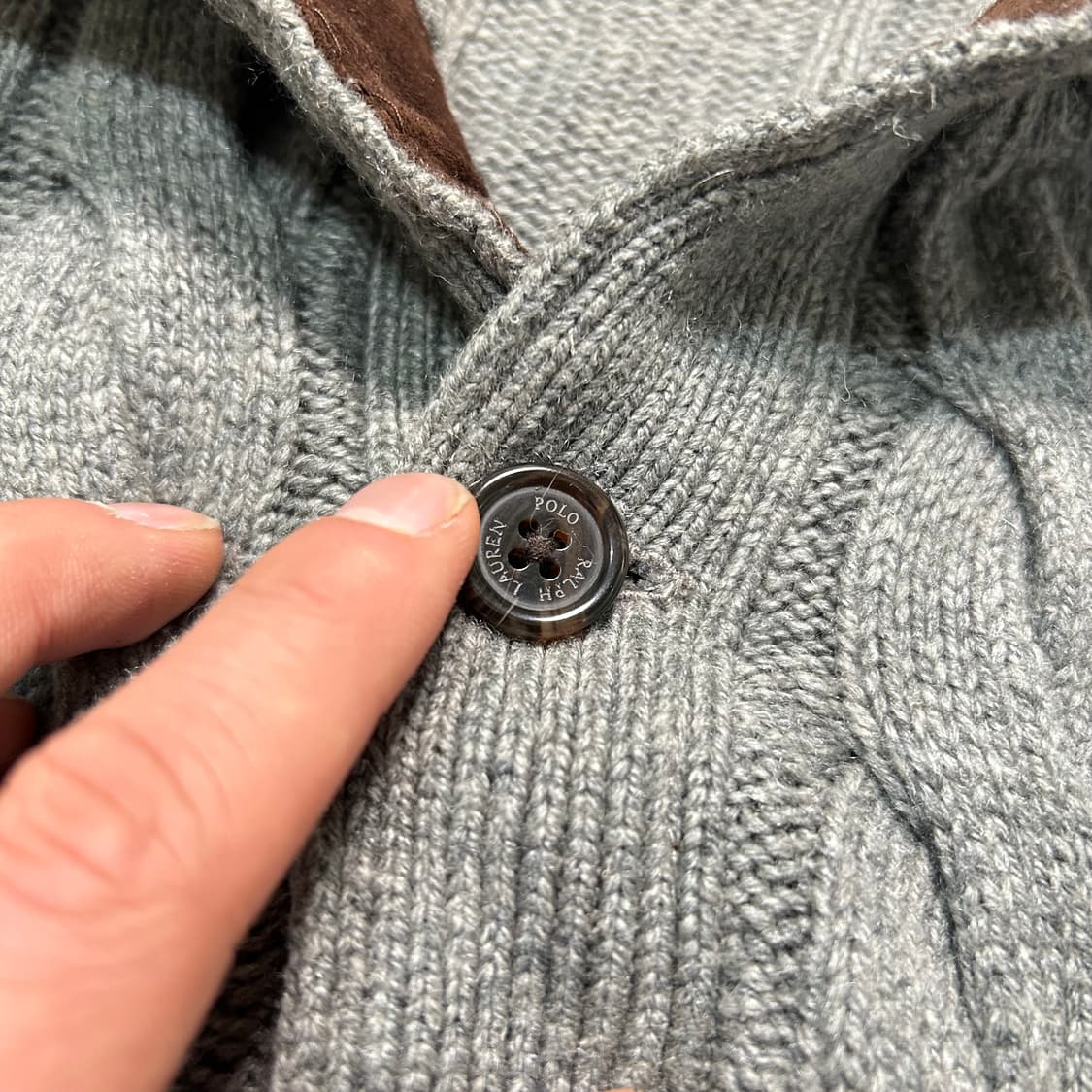 폴로 랄프로렌 그레이 버튼 케이블 니트 상품이미지4