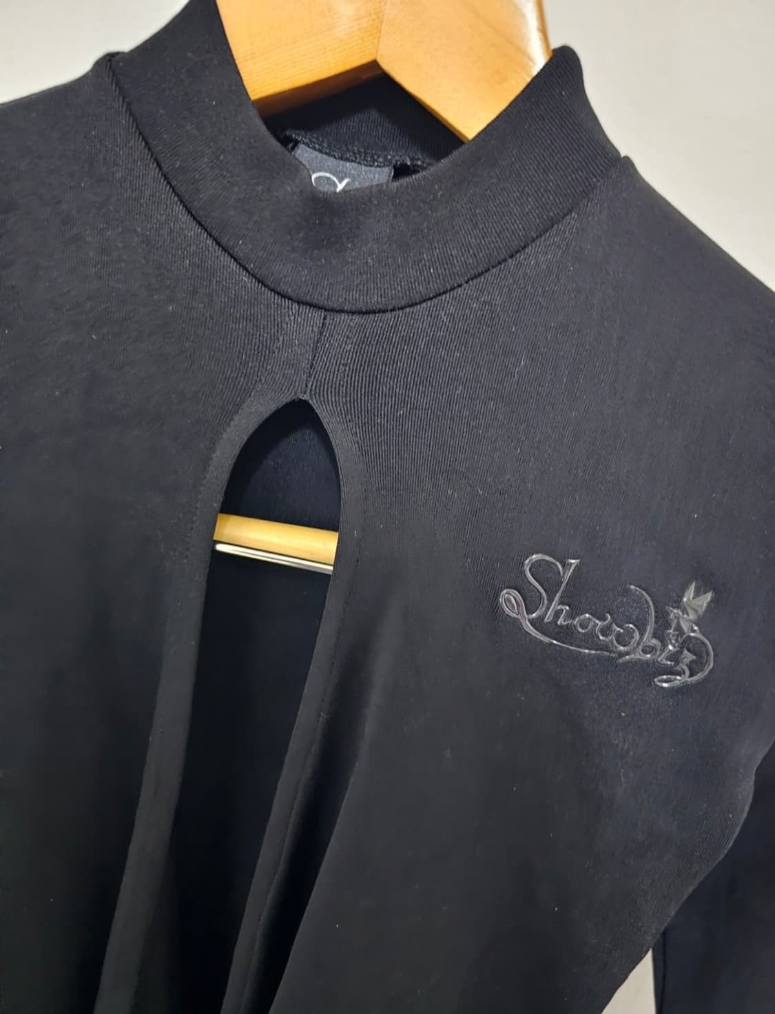 쇼비즈 블랙  스판 숏가디건  55-55반까지  상태굿 상품이미지4