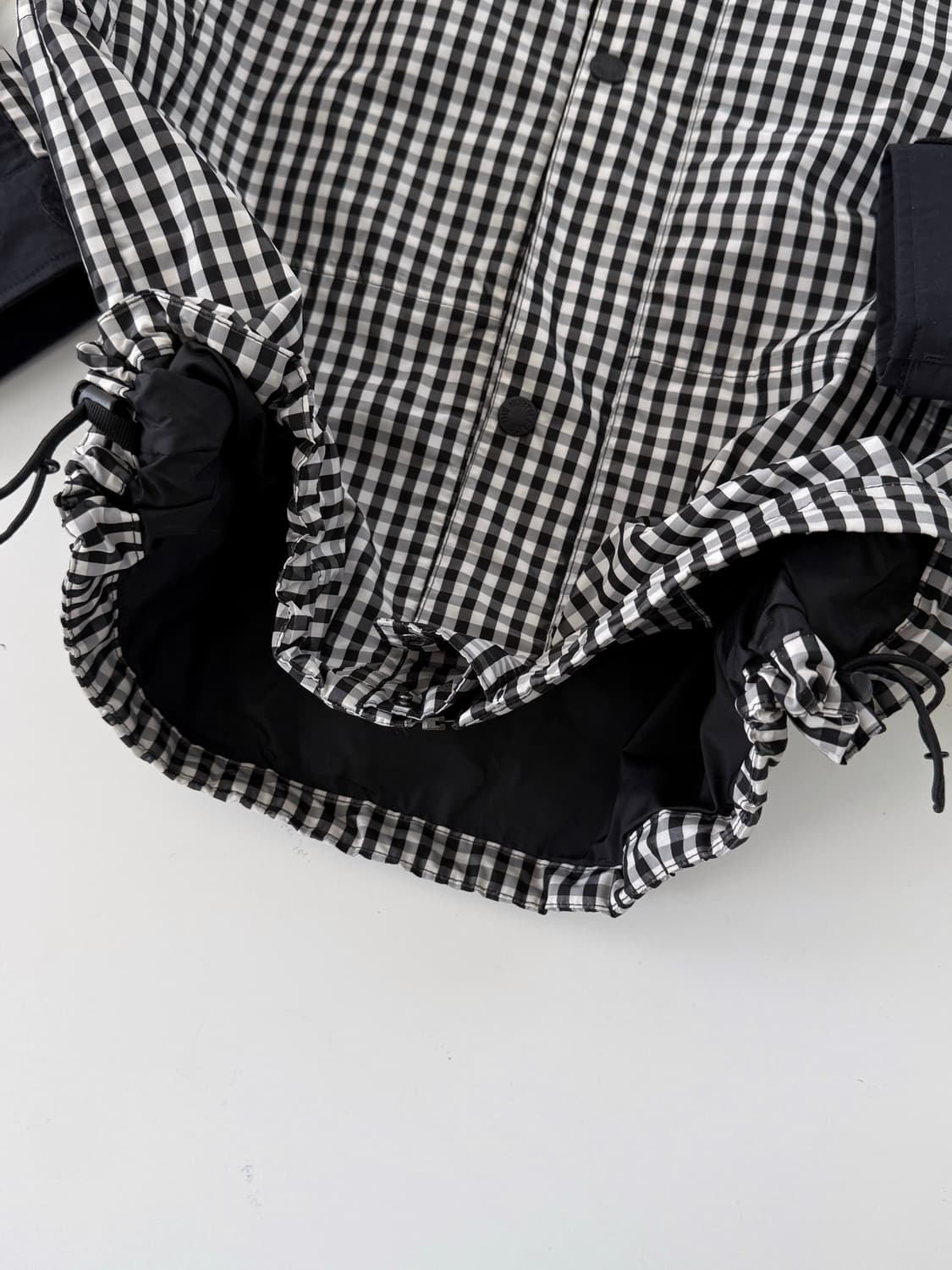 노스페이스 루즈핏 체크 패턴 나일론 바람막이 자켓 상품이미지3