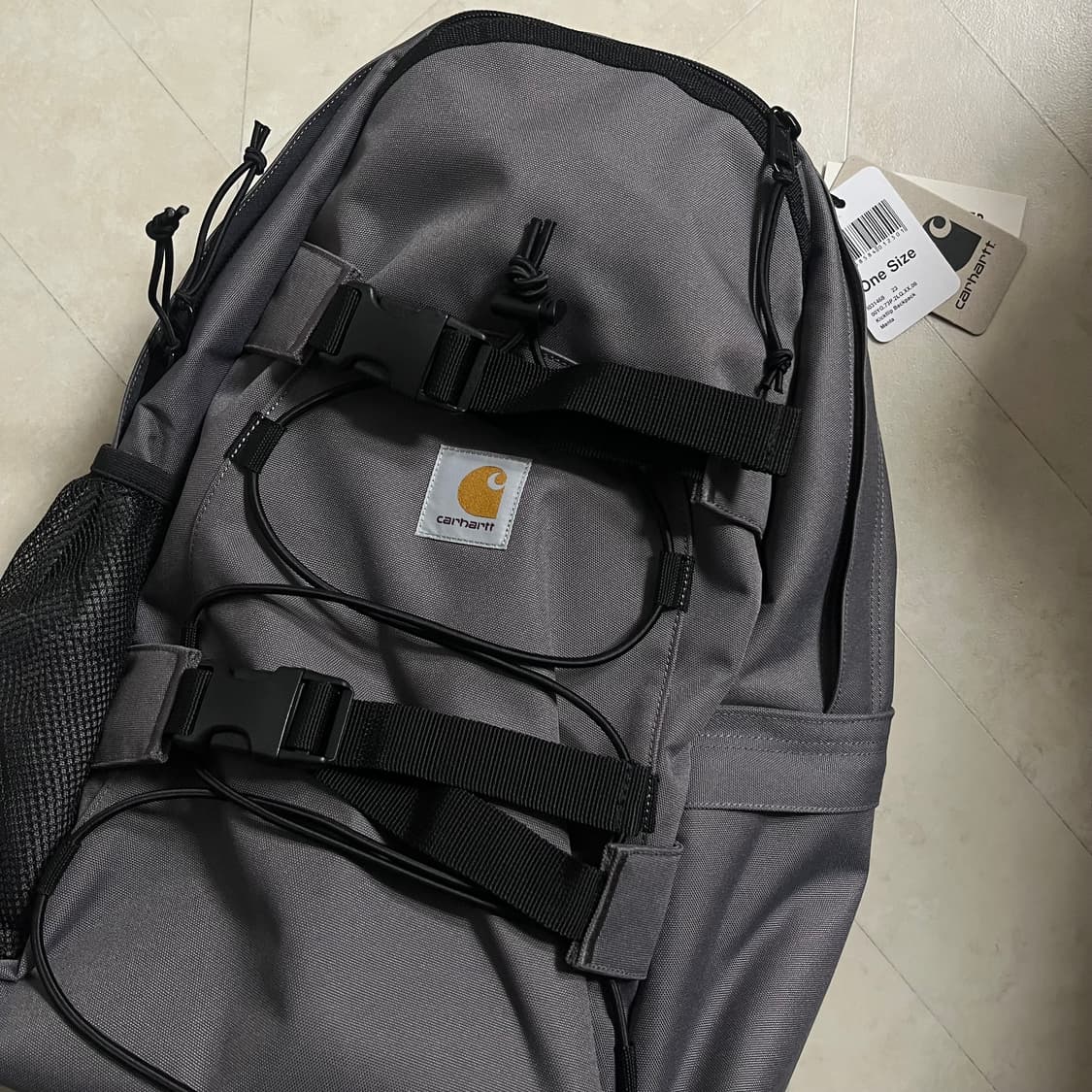 새상품(OS)칼하트WIP 로고 킥플립 백팩 만타 상품이미지1