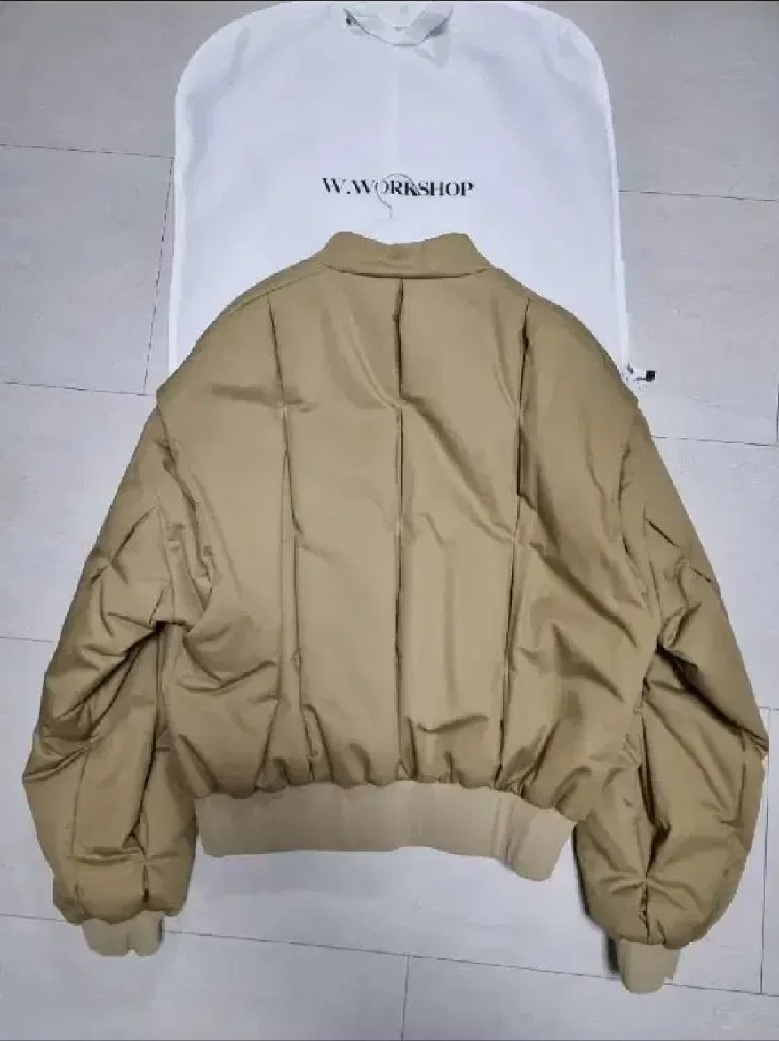 [2] wworkshop 스트럭처 패디드 봄버 베이지 더블유워크샵 상품이미지2