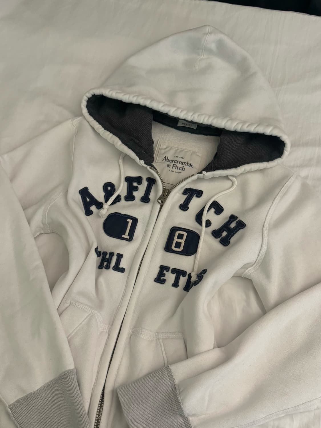 아베크롬비 화이트 후드집업 M 상품이미지1