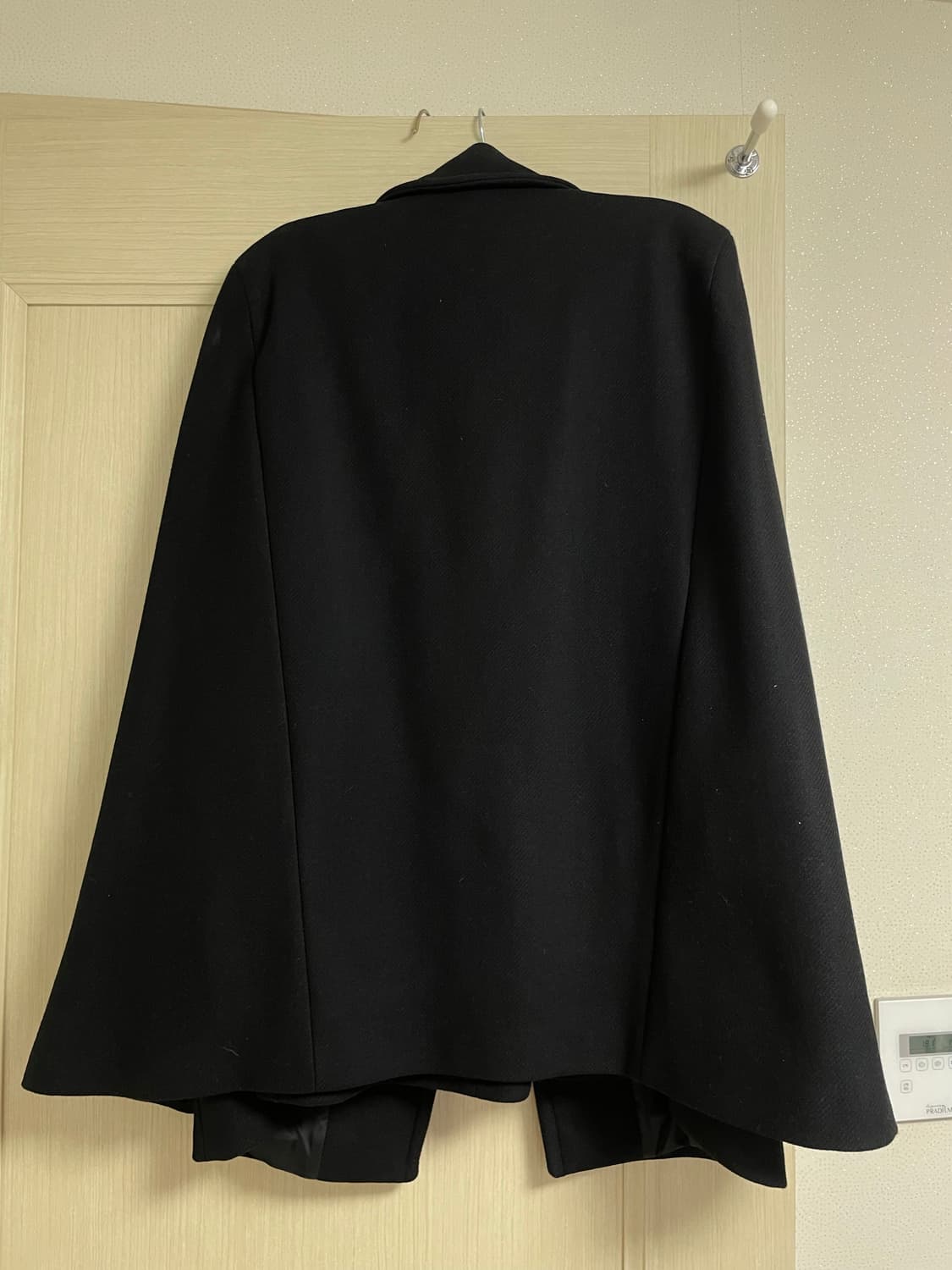 zara 케이프 코트 상품이미지3