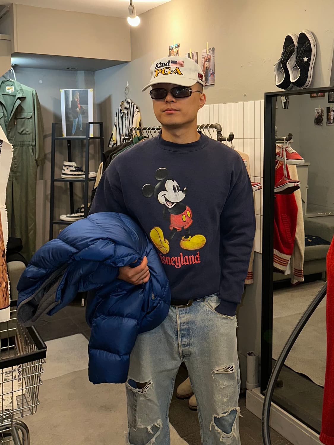 90’s Disney Mickey logo faded sweatshirt 상품이미지1