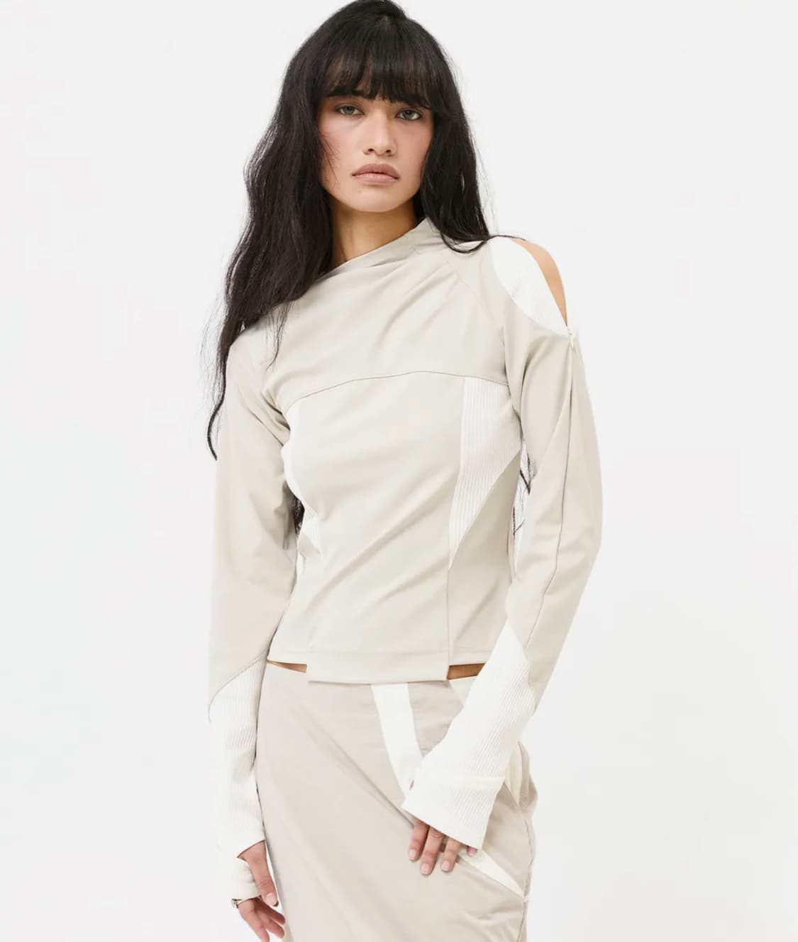 웻태그 FRONT TUCK RIB PANEL TOP BEIGE 상품이미지1