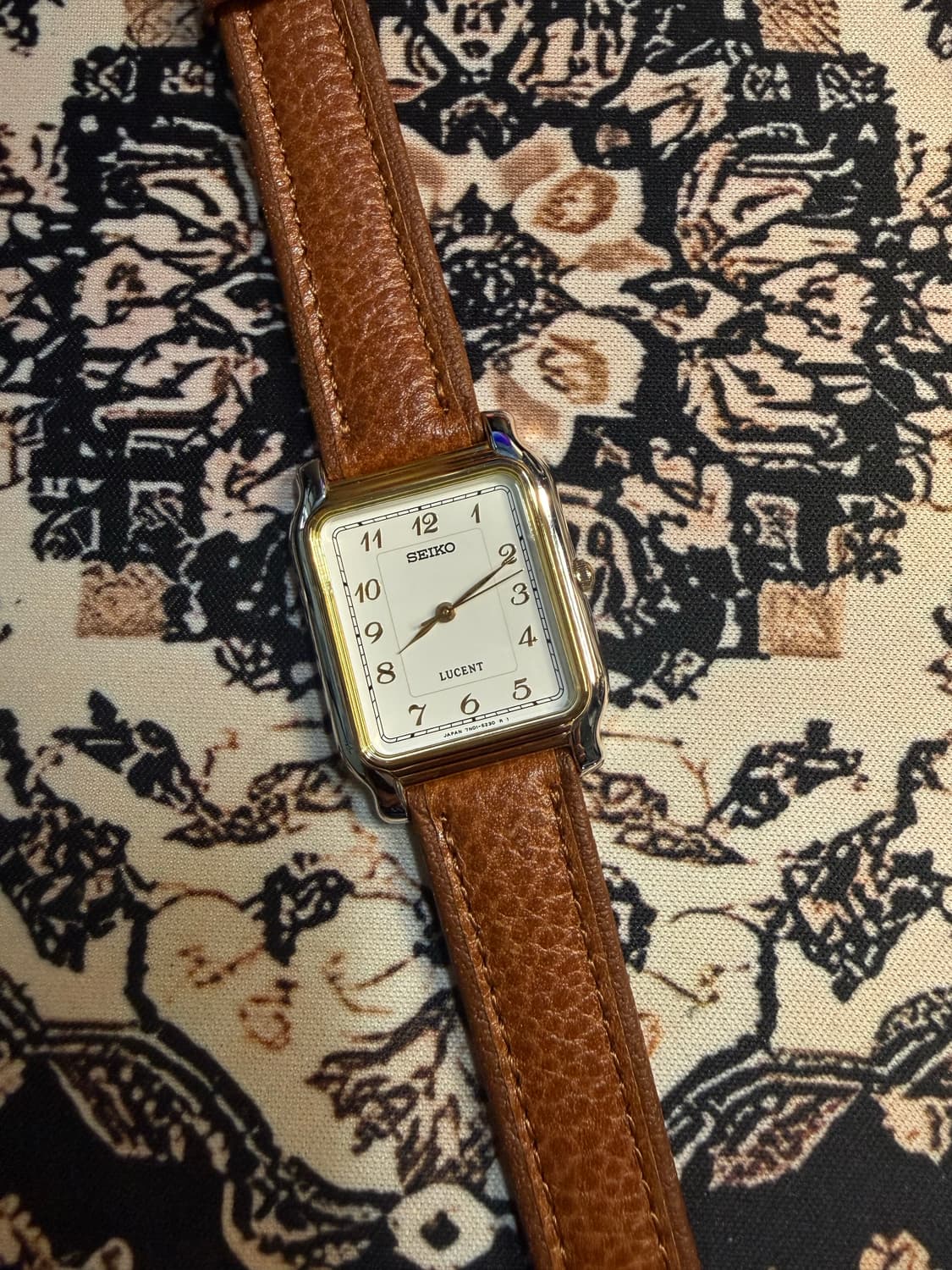 SEIKO 빈티지 쿼츠 시계 상품이미지1