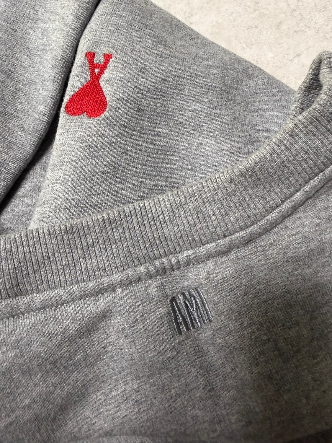 아미 맨투맨 상품이미지3