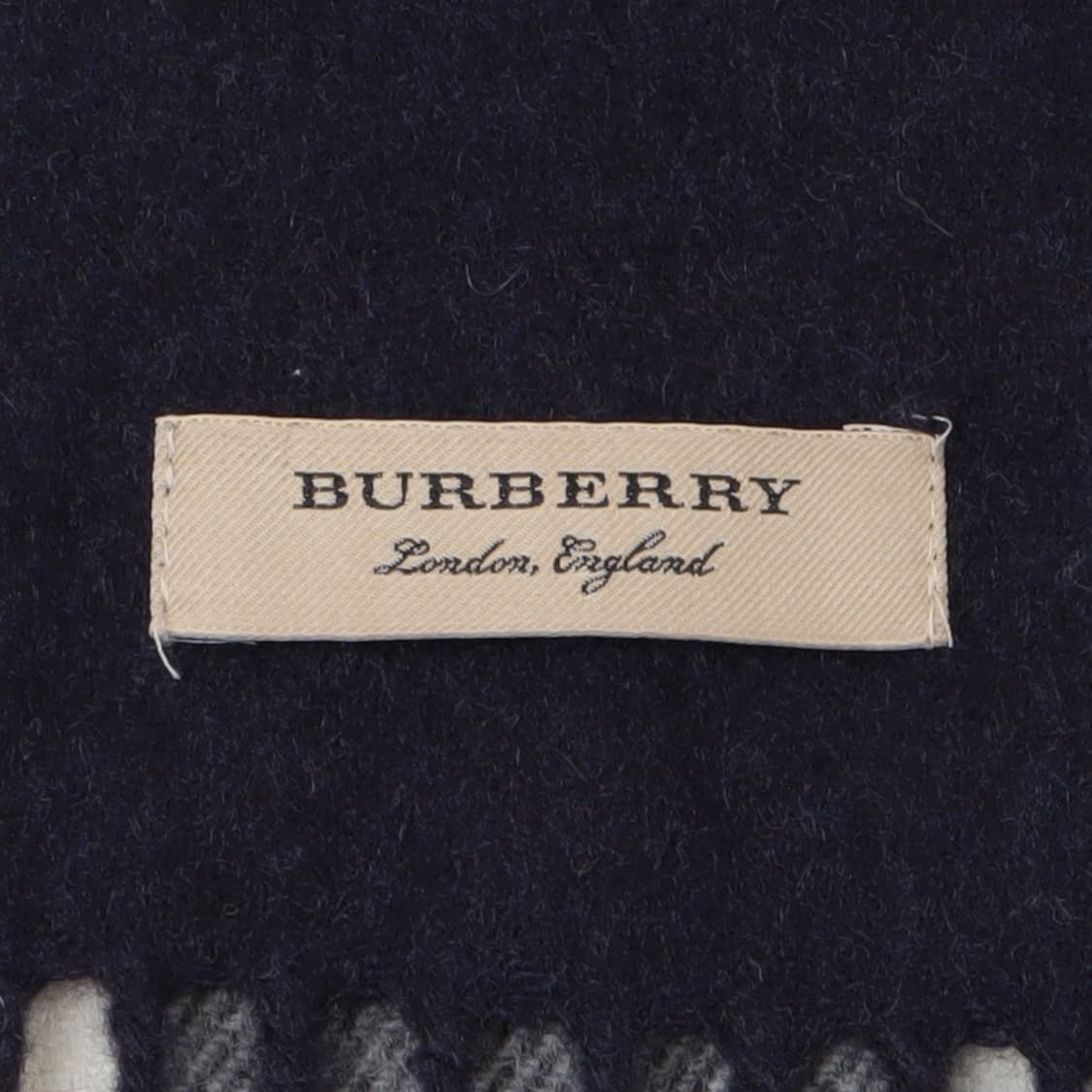 버버리 신형 캐시미어 100 메가 노바체크 머플러 상품이미지7