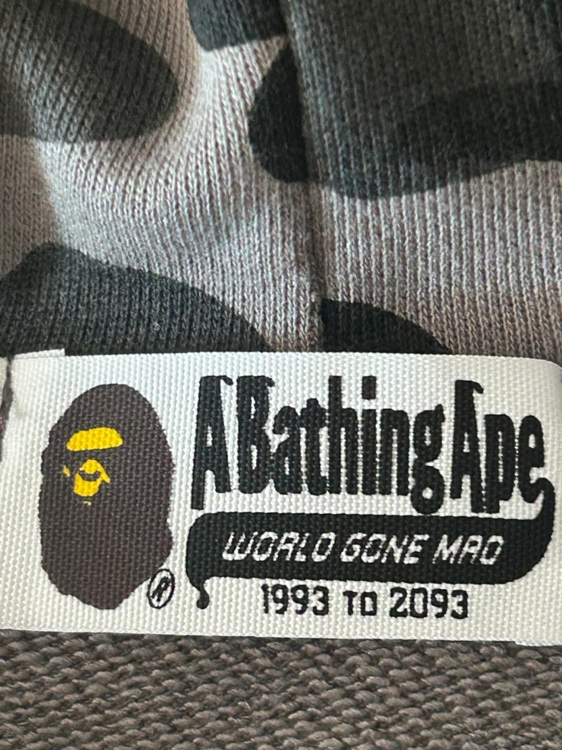 베이프 샤크 후드집업 상품이미지2