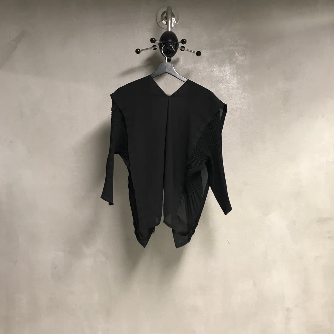 이세이 미야케 가디건 블랙 2(W) 상품이미지7