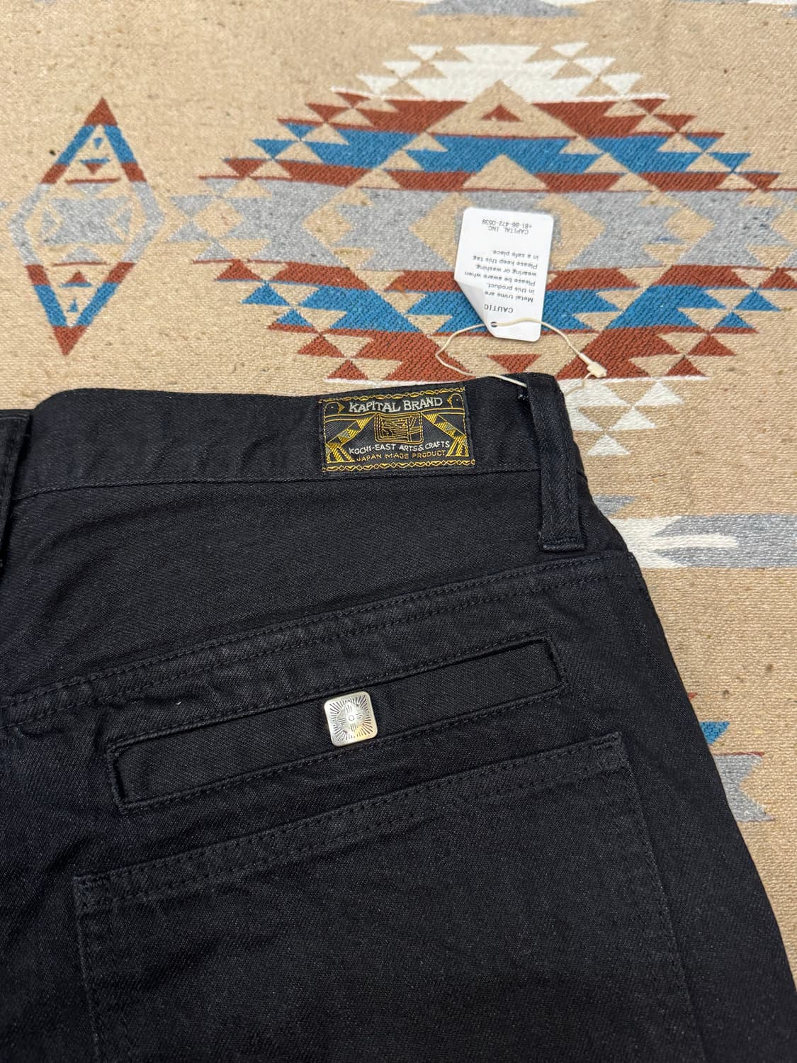 [2][M] 캐피탈 12온즈 애로우 패턴 자카드 데님 포트 배기 팬츠  상품이미지6