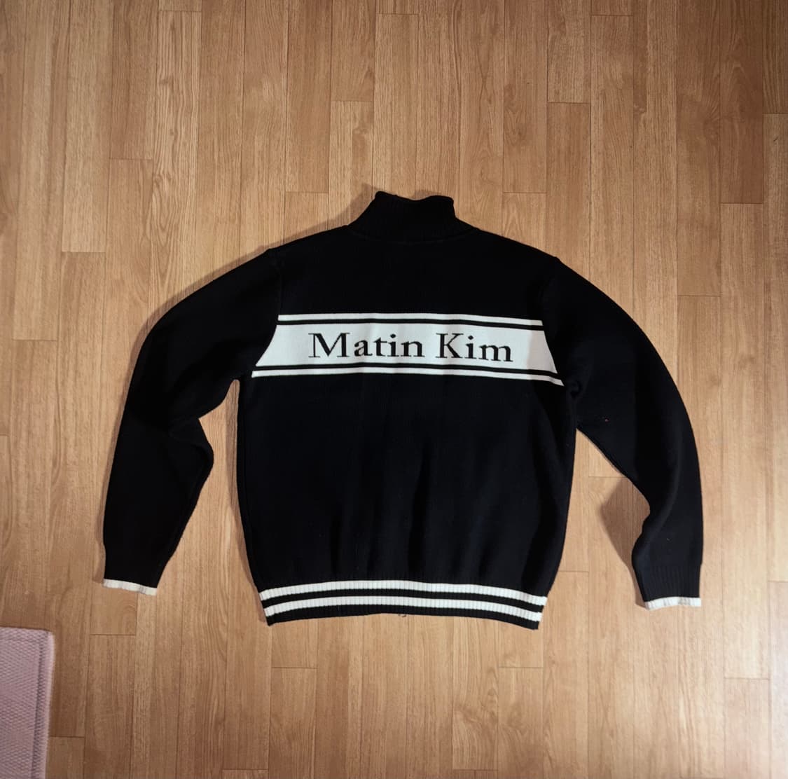 마땡킴 니트집업 상품이미지1