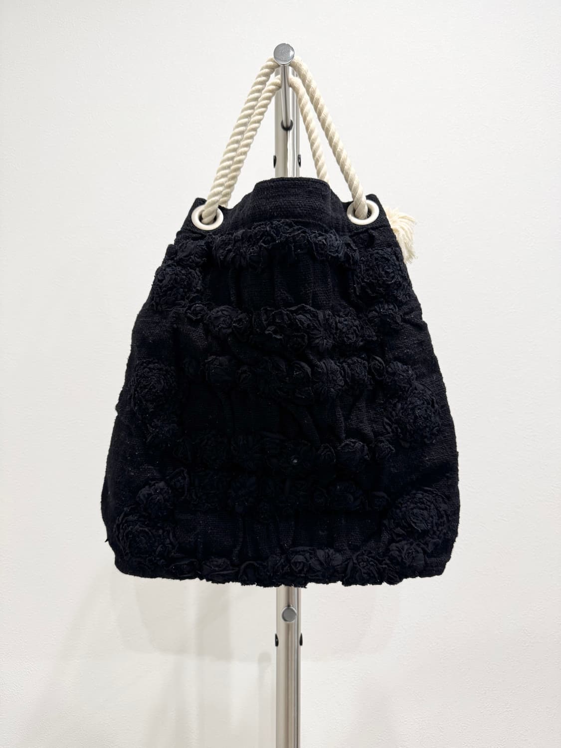 꼼데가르송 플라워 프릴 토트백 상품이미지1