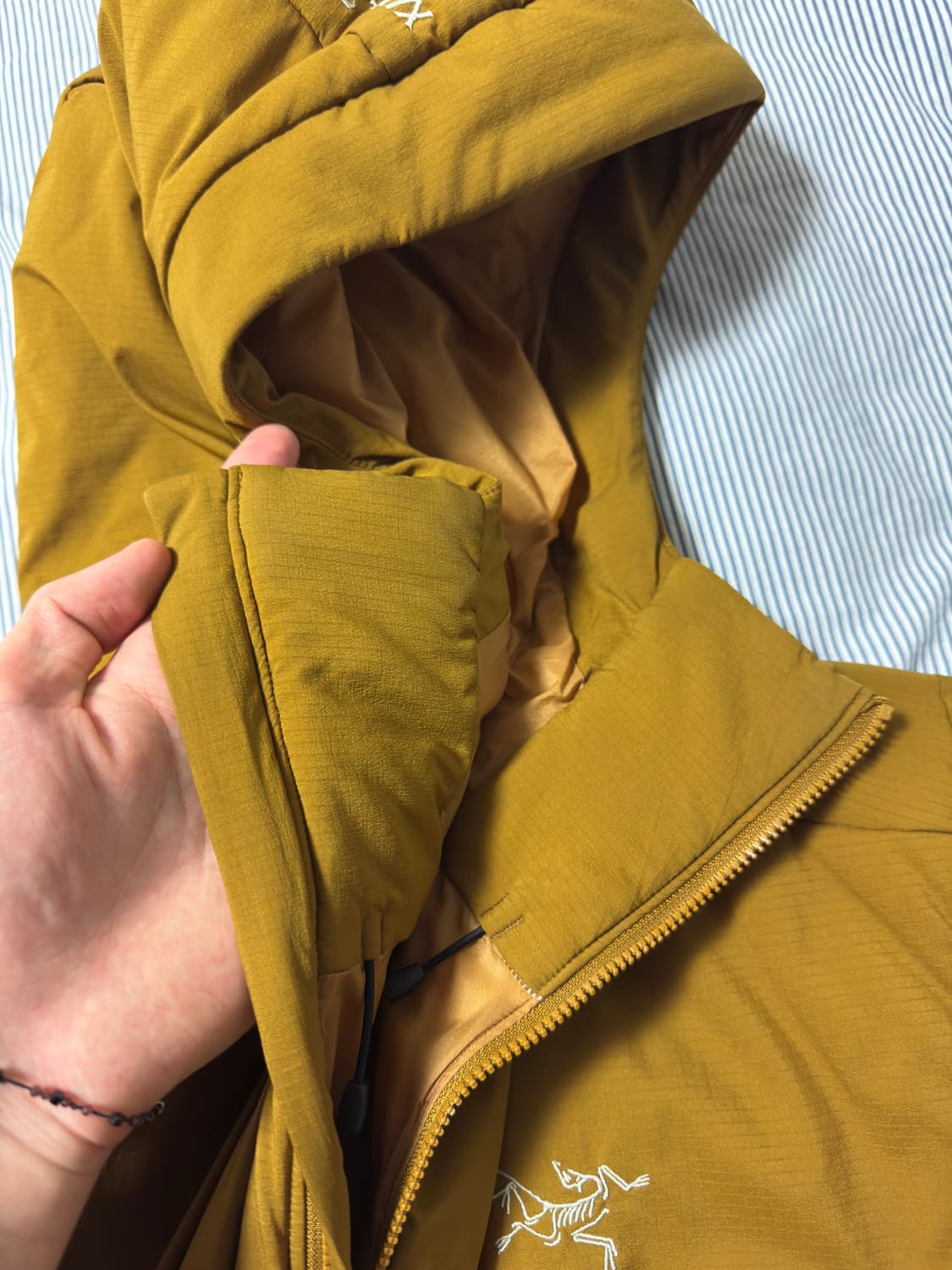 (민트급) 아크테릭스 아톰 헤비웨이트 후디 유콘 M 상품이미지7