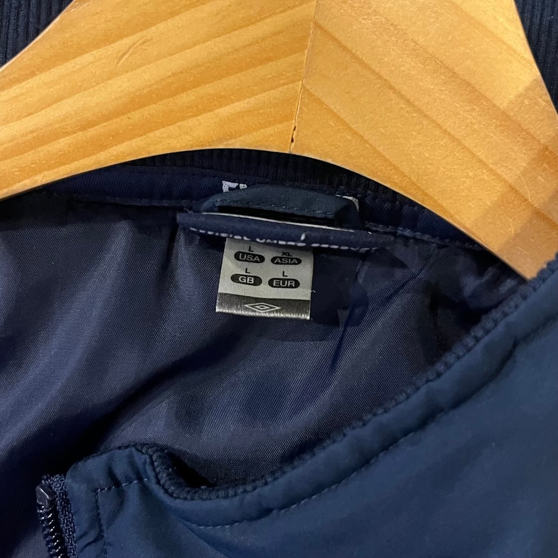 00‘s 엄브로 잉글랜드 국가대표 누빔 점퍼 자켓 상품이미지8