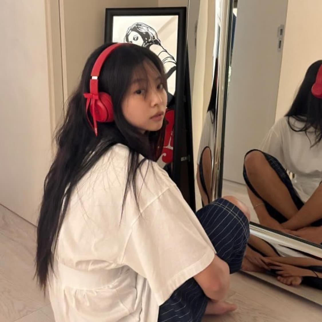 비츠 솔로4 제니 스페셜 에디션 헤드폰 루비 레드 상품이미지1