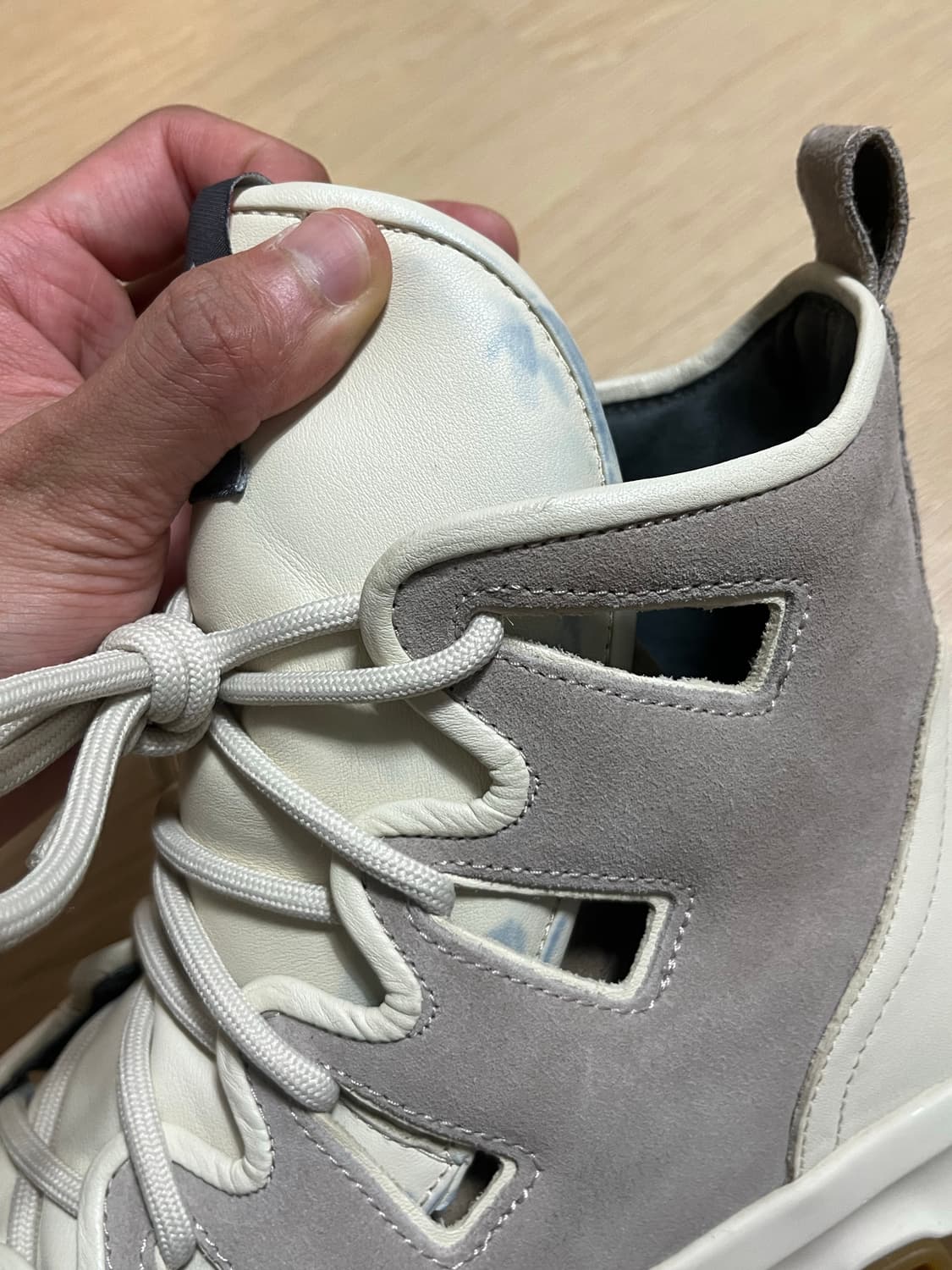 버나드윌헴 x 캠퍼 everest 풀박스 41 상품이미지5