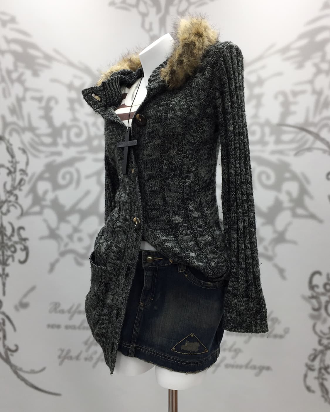 00's archive wolf-jaw knit cardigan 상품이미지4