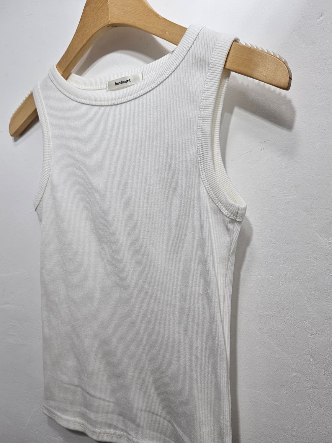 화이트 골지 나시티 (내수상품) 상품이미지3