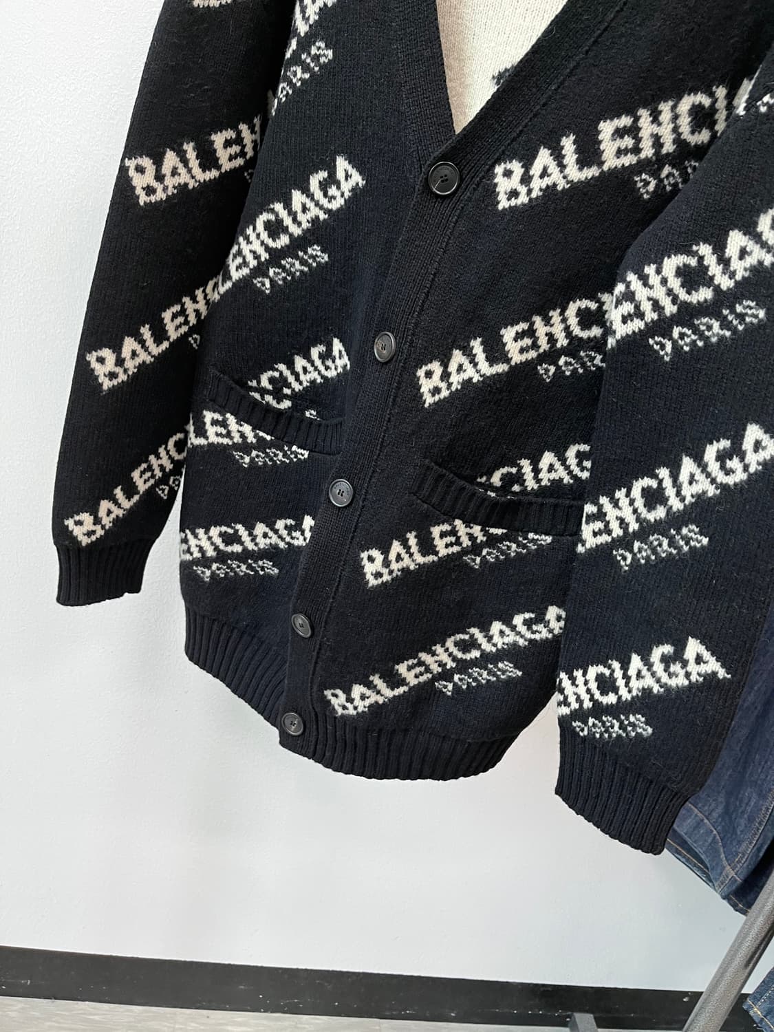 여) 발렌시아가 레터링 롱가디건  상품이미지4